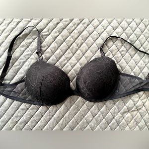 Victoria’s Secret black lace Very Sexy push-up bra 36C